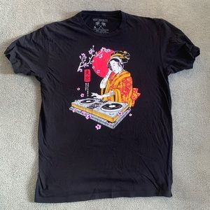 Riot society graphic tee